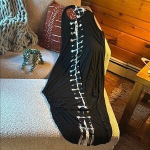 Gypsy 05 Black and White Sleeveless Tie dye Maxi Dress